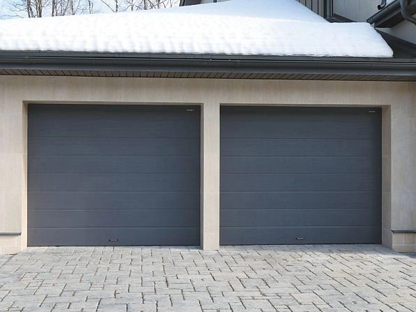 Секционные ворота 2500х2050 мм антрацитовые DoorHan rsd02, www.balashikha.doorhan.ru