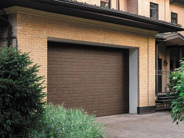 Секционные ворота 2500х2050 мм коричнево-красные DoorHan rsd02, www.balashikha.doorhan.ru